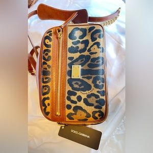 Dolce & Gabbana Shoulder Crossbody Bags - Leopard-Print Branded Plate Multicolor